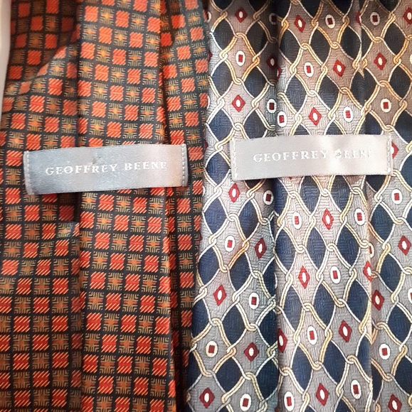 Two Geoffrey Beene 100% Silk Ties Great Shape - Picture 5 of 6